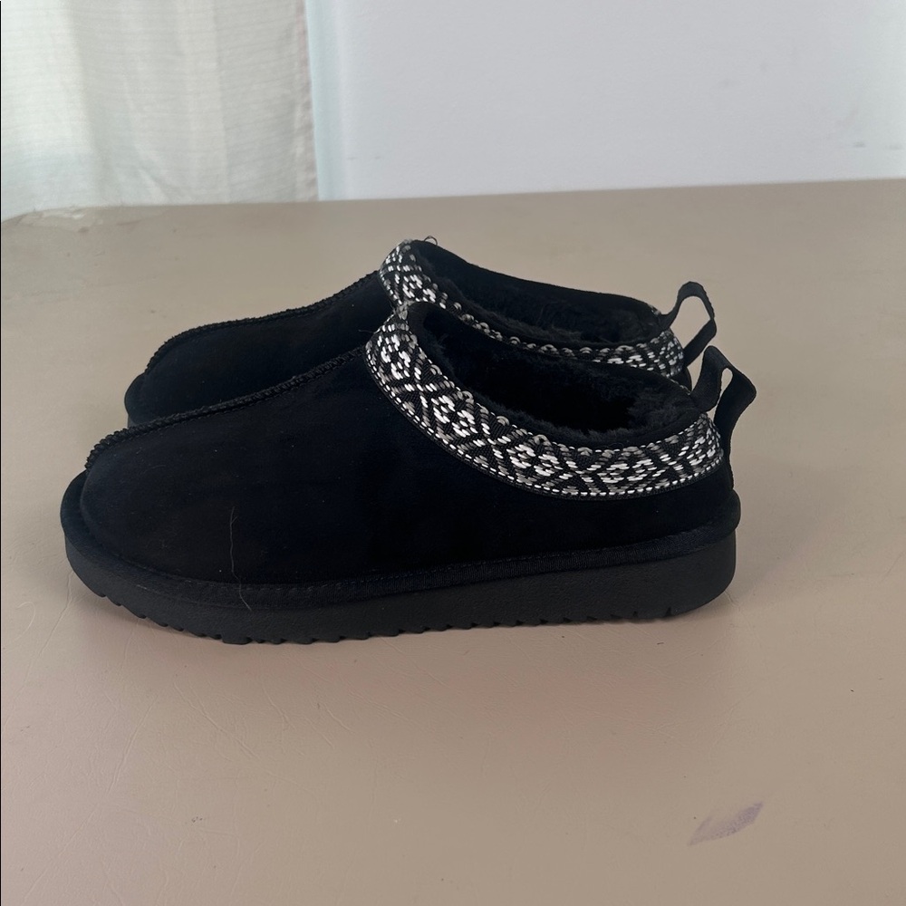 Soda Simmon M Cozy Clogs Black Faux Fur Suede Slip On Mules Womens 6.5 - Picture 4 of 15
